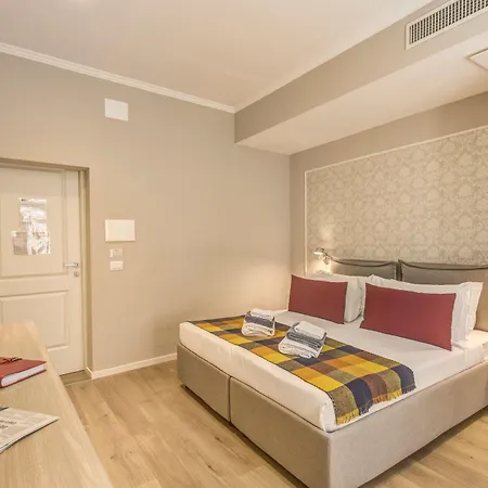 La Maison D'art Spagna - Maison D'art Collection 3* Rome